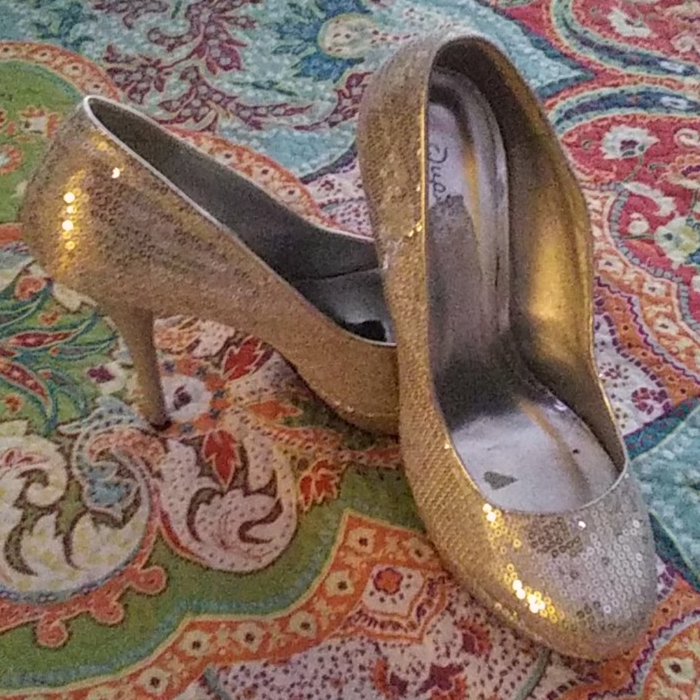 Sequins heel